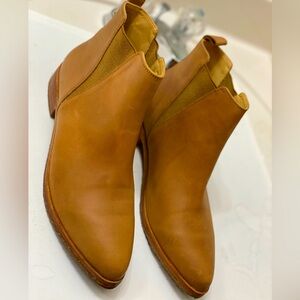 Nisolo Tan Ankle Boots